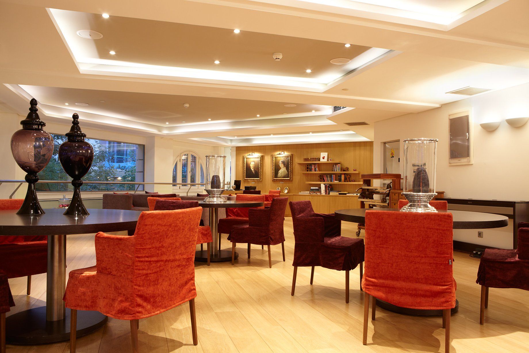 The Excelsior - Small Luxury Hotels Of The World Салоніки Ресторан фото The Club at London Heathrow Airport